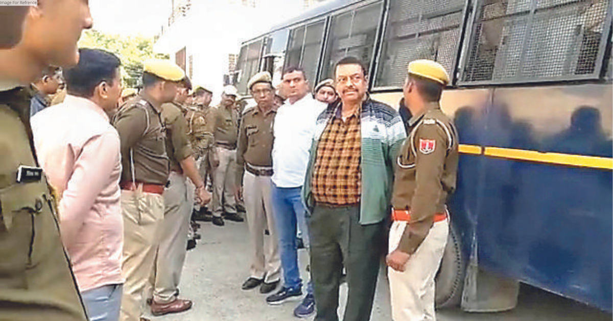 COURT AWARDS LIFER TO 30 IN SHO PHOOL MOHAMMAD MURDER CASE